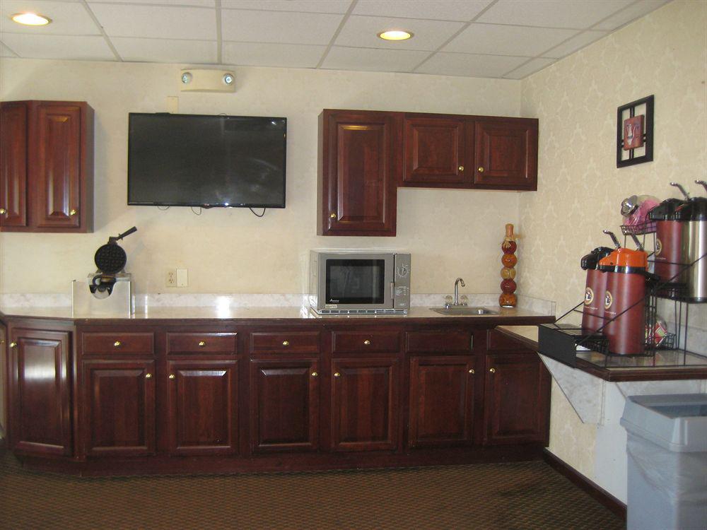 Guesthouse Inn & Suites Lexington Exterior foto